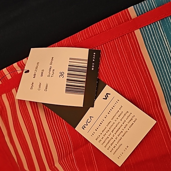 Men's swim trunks - Picture 3 of 5